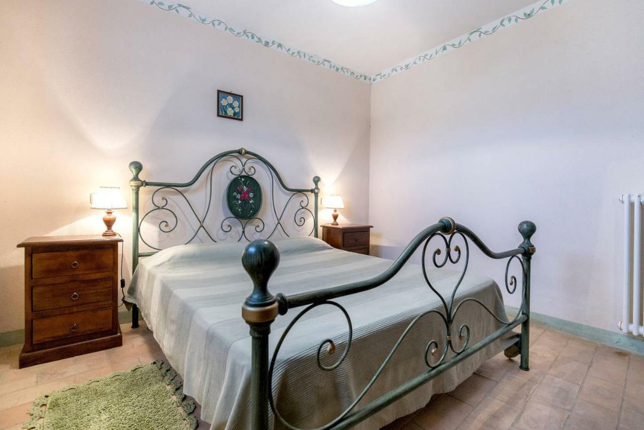 Gasthaus La Casina Degli Olivi Seggiano Exterior foto