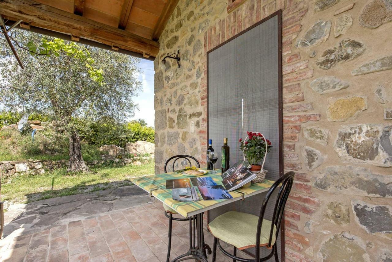 Gasthaus La Casina Degli Olivi Seggiano Exterior foto